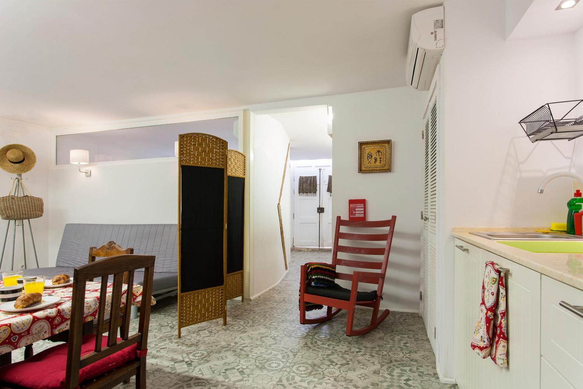 Joivy Alfama 35 Apartments Lisbona Esterno foto