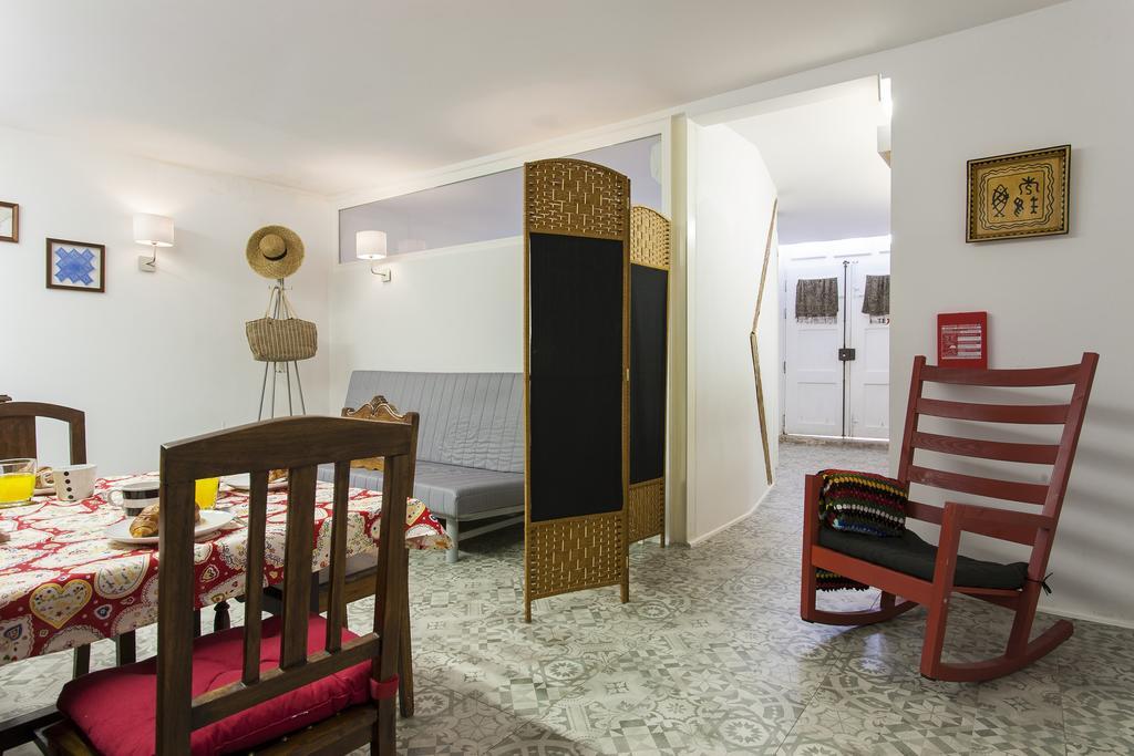Joivy Alfama 35 Apartments Lisbona Esterno foto