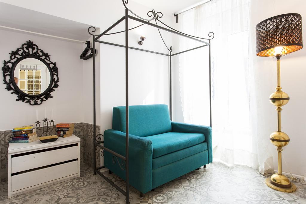 Joivy Alfama 35 Apartments Lisbona Esterno foto